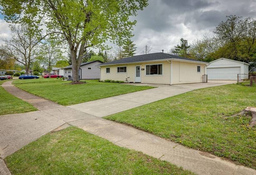 Well Equipped Dayton Home: 5 Mi To University!