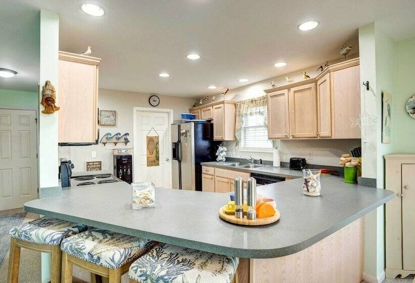 Bowers Beach Vacation Rental: 2 Blocks Away!