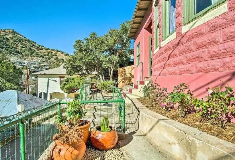 Bright Bisbee Cottage W/ Air Conditioning!