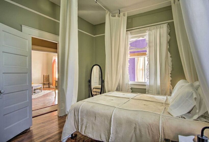 Bright Bisbee Cottage W/ Air Conditioning!