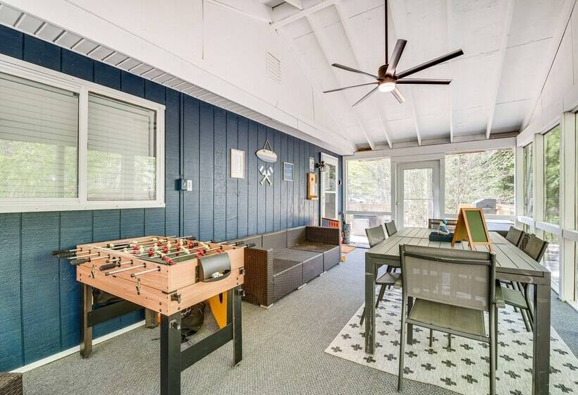 Bright Pocono Lake Home W/ Community Amenities!