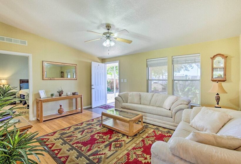 Bright Yuma Home W/ Spacious Yard & Patio!