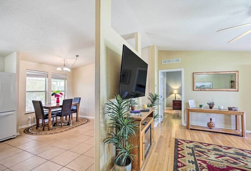 Bright Yuma Home W/ Spacious Yard & Patio!