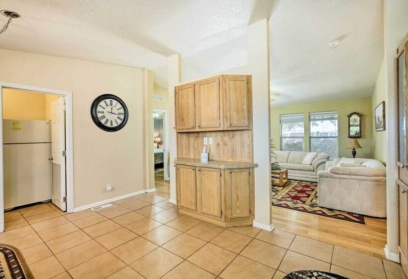Bright Yuma Home W/ Spacious Yard & Patio!
