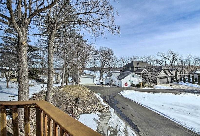 Charming Lake Ripley Cottage W/ Water View!