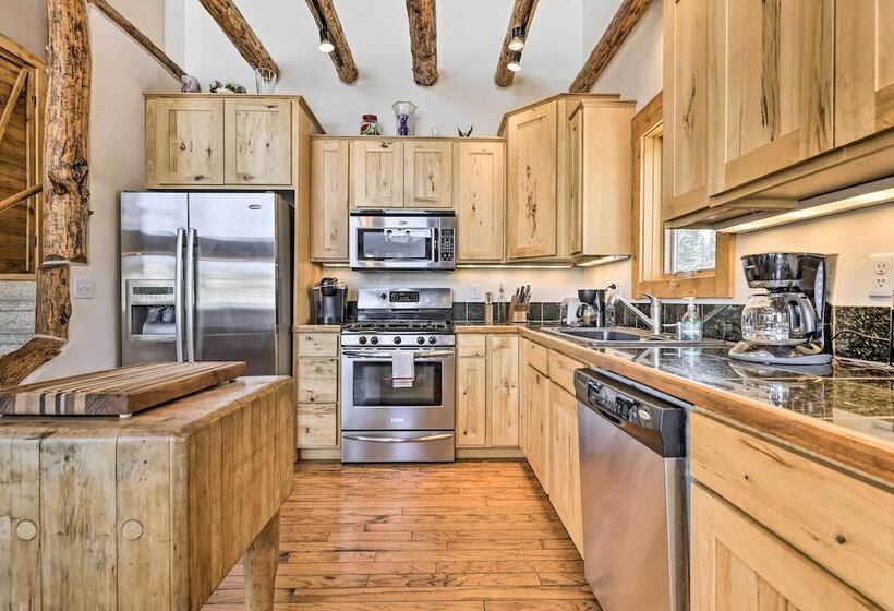 1 Mi To Lake Granby: Home W/ Mtn Views & Gas Grill