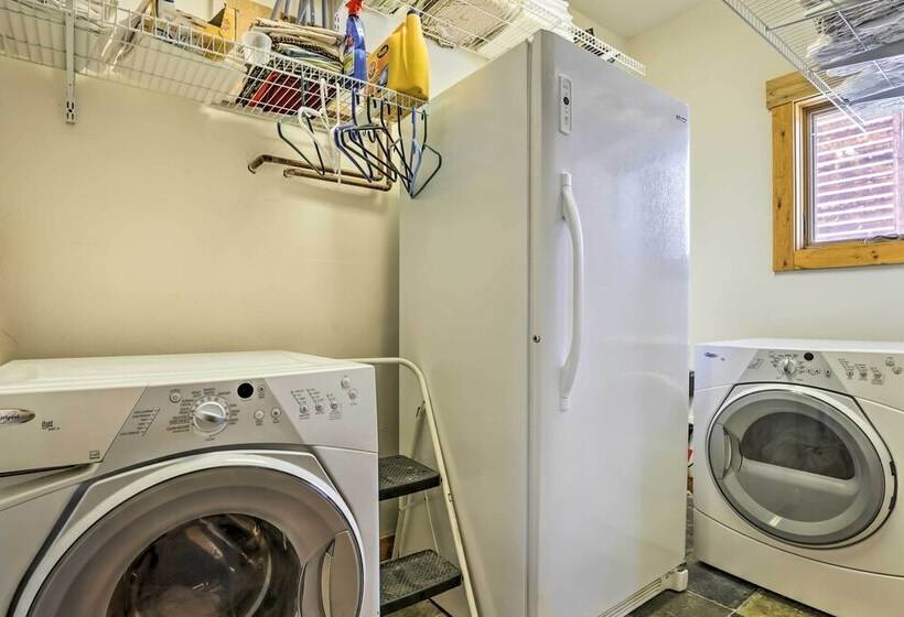 1 Mi To Lake Granby: Home W/ Mtn Views & Gas Grill