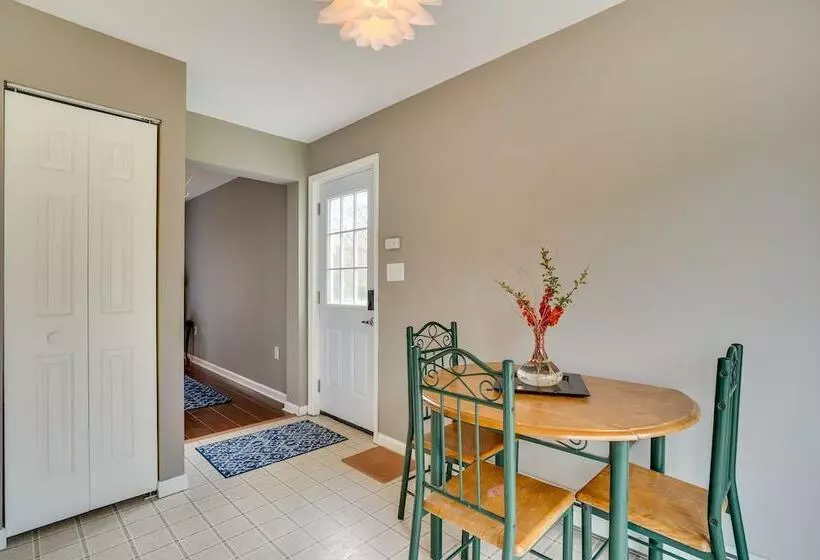 Dog Friendly Freeville Home ~ 8 Mi Cayuga Lake!