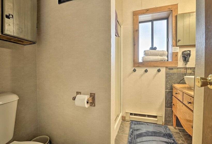 Fireplace, Deck & Mtn Views: Grand Lake Home!