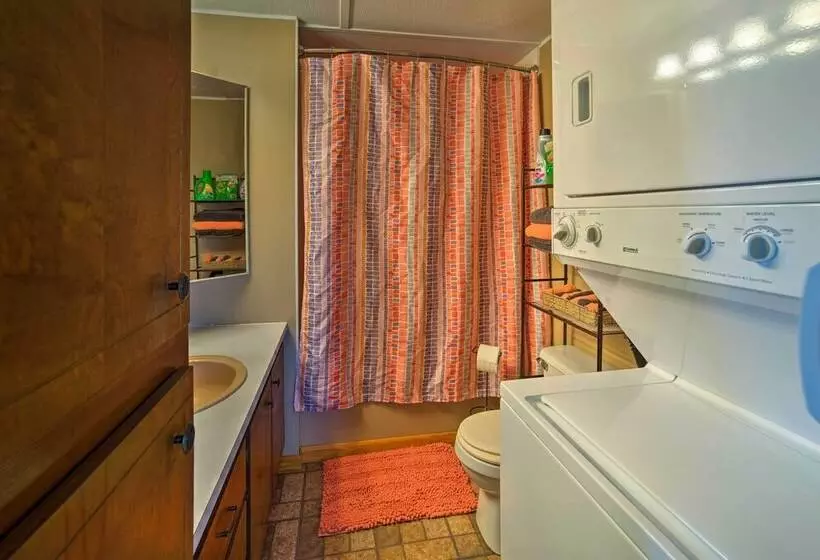 Waterloo Home: Walk To Pickwick Lake Fishing Pier!