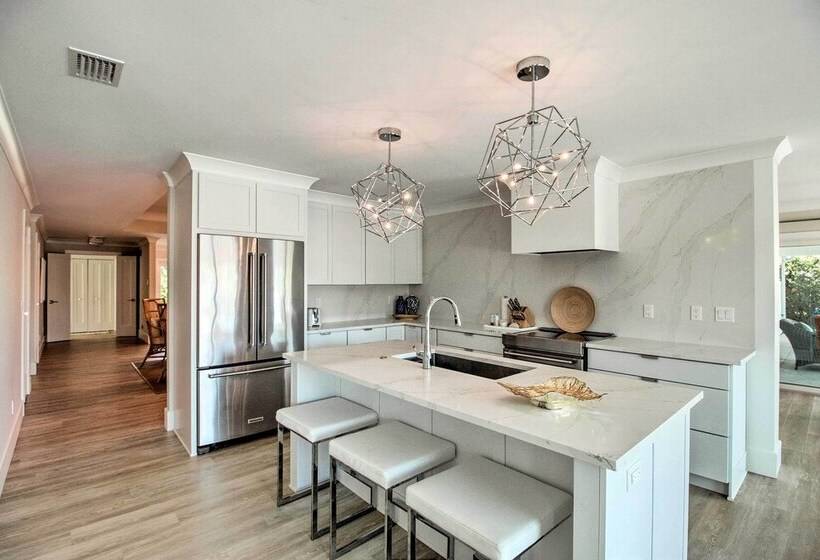 Lavish Vero Beach Escape With Pool, Patio + Dock!