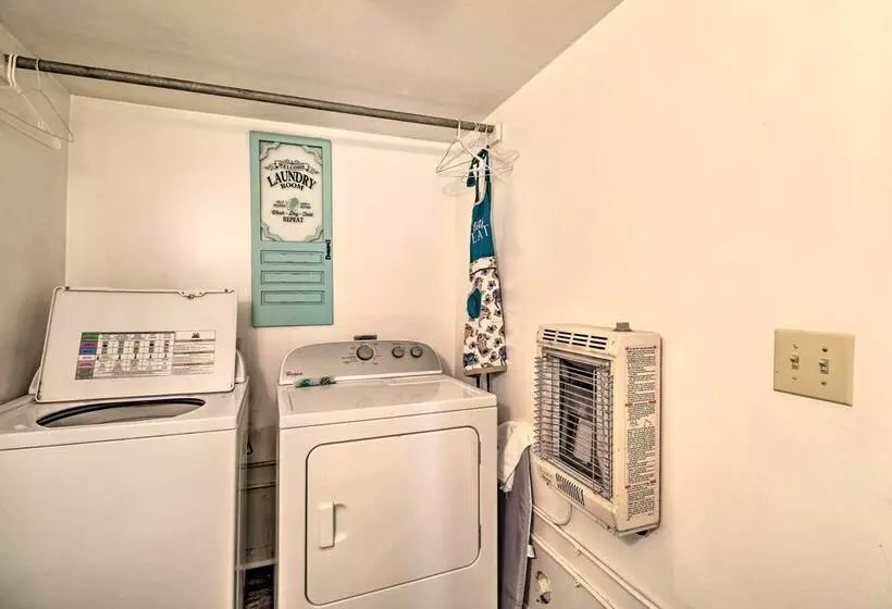 Lil Red Hen  Cottage In The Boone Area W/ Hot Tub