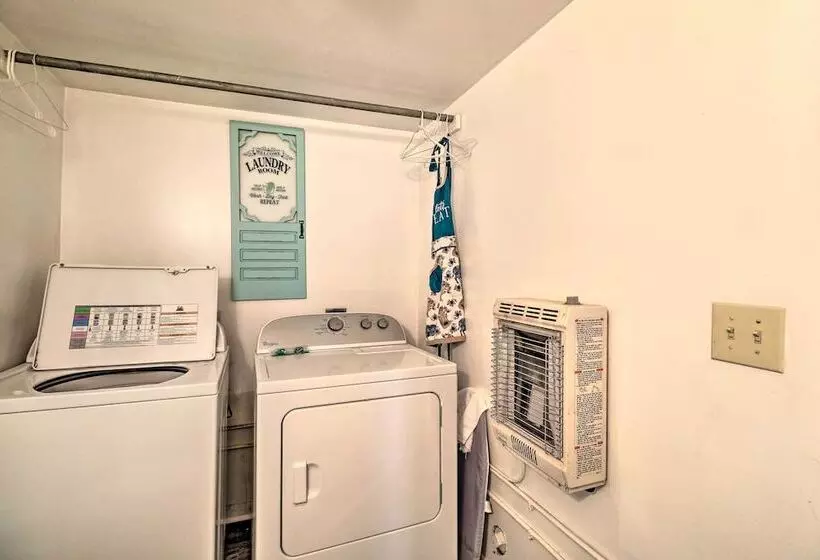 Lil Red Hen  Cottage In The Boone Area W/ Hot Tub