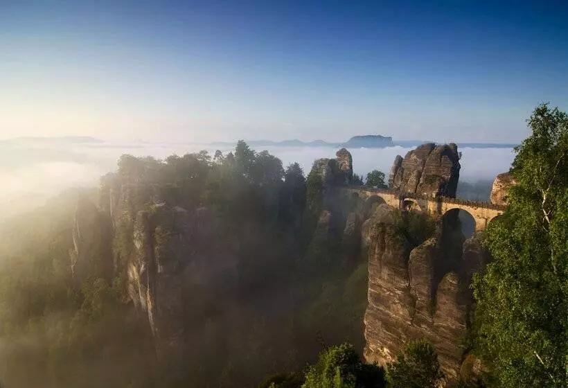 Logis Hotel Quartier 5, Sächsische Schweiz, Mit Restaurant, Café & Bar