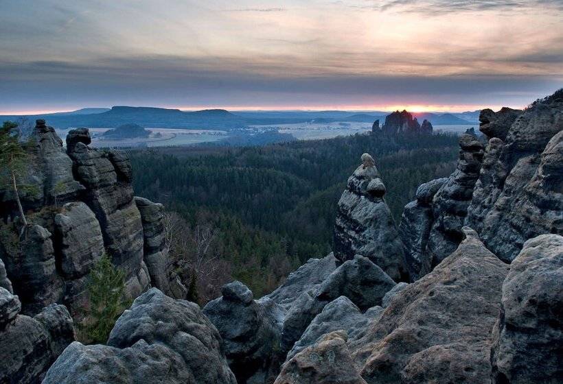 Logis Hotel Quartier 5, Sächsische Schweiz, Mit Restaurant, Café & Bar