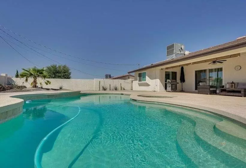 Centrally Located Lake Havasu Home W/ Private Pool