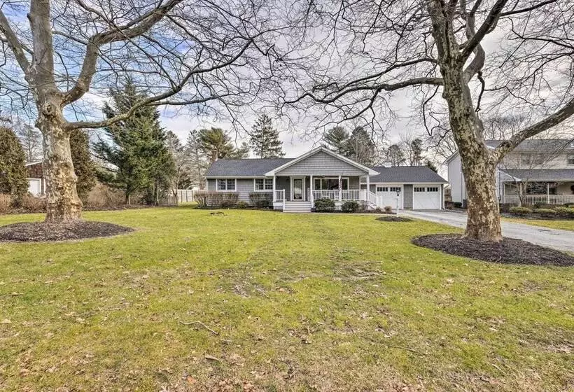 Mattituck Home W/ Fireplaces   Near Wineries