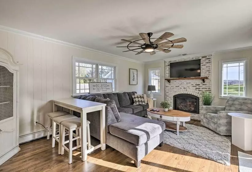 Mattituck Home W/ Fireplaces   Near Wineries