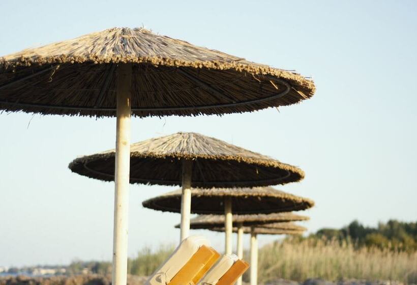 Parakladi Seaside Retreat