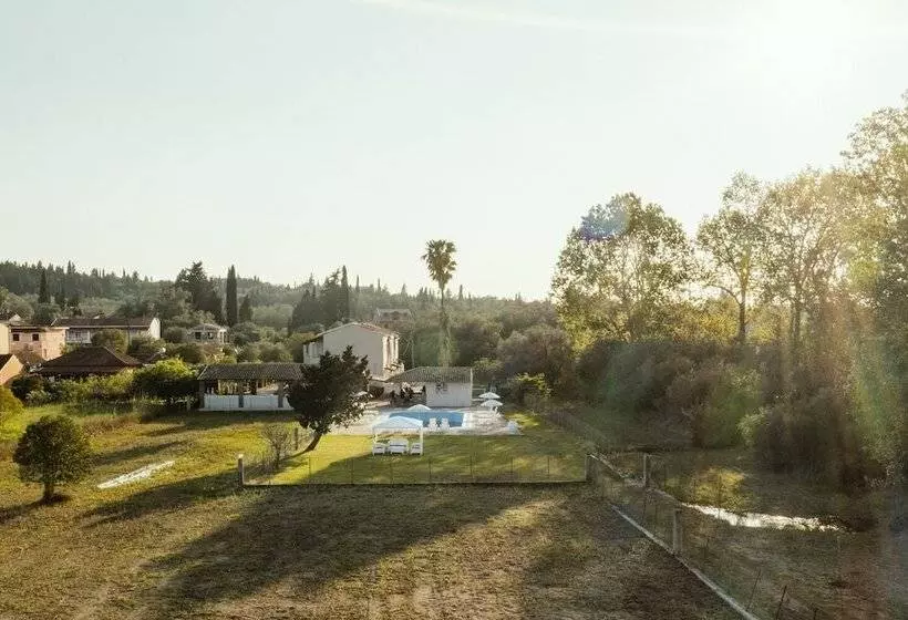 Parakladi Seaside Retreat