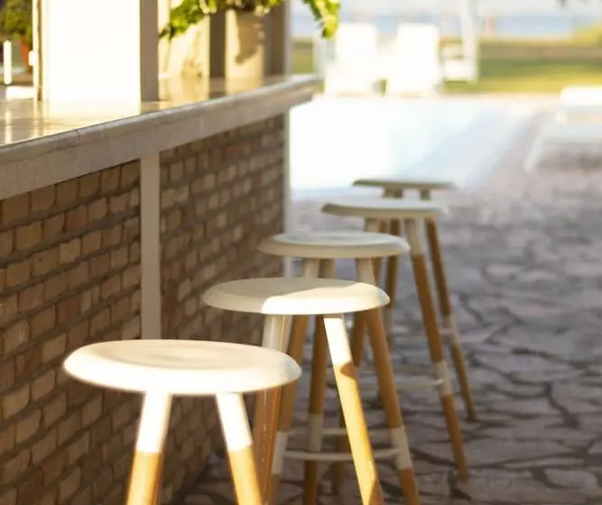 Parakladi Seaside Retreat