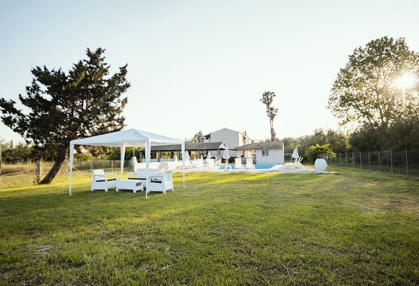 Parakladi Seaside Retreat