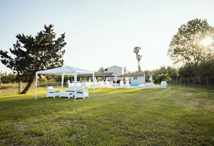 Parakladi Seaside Retreat