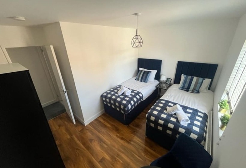 住所 Remarkable 3 Bed House In Cambridge