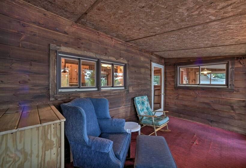 Riverfront Escape W/ Dock: 19 Mi To Saratoga!