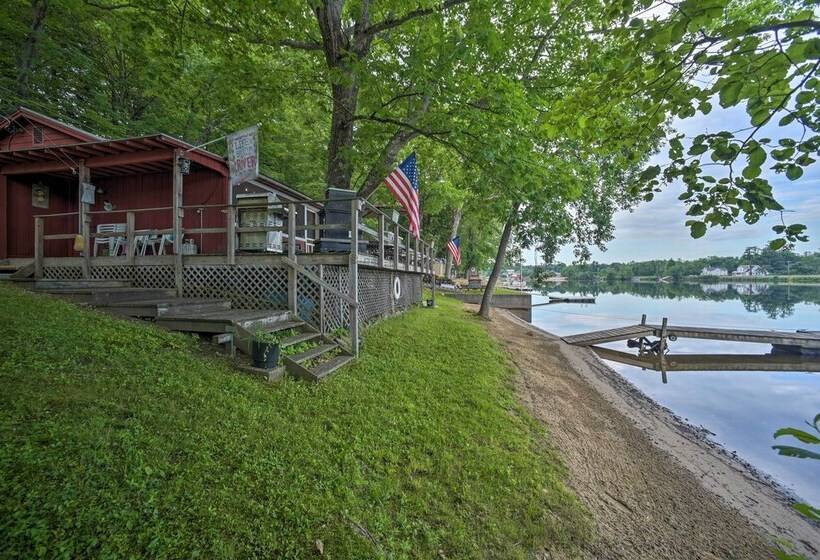 Riverfront Escape W/ Dock: 19 Mi To Saratoga!