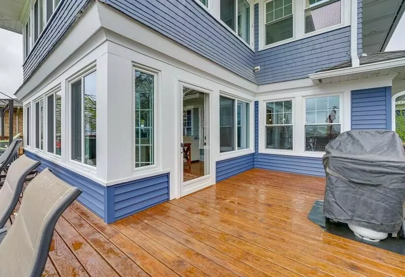 Riverfront St Clair Home   Walk To Downtown!