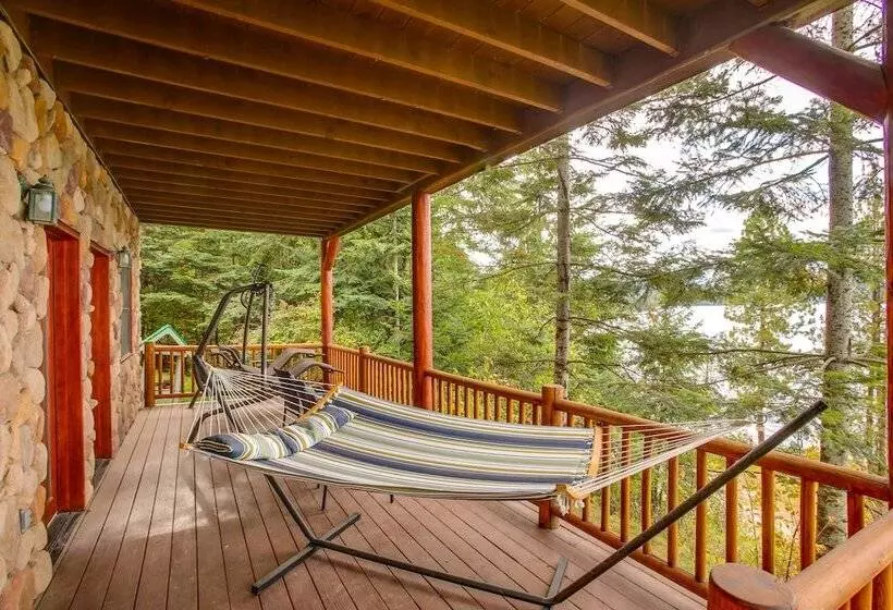 Rustic Gotham Bay Cabin On Lake Coeur D Alene