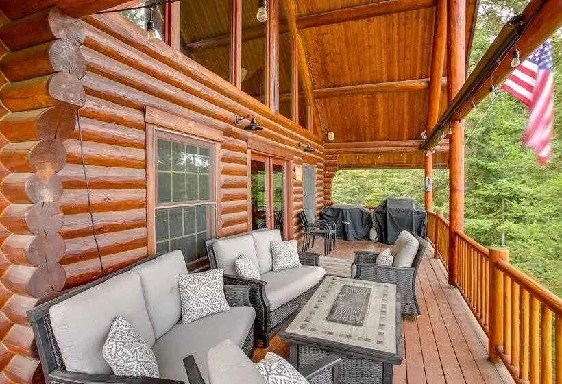 Rustic Gotham Bay Cabin On Lake Coeur D Alene