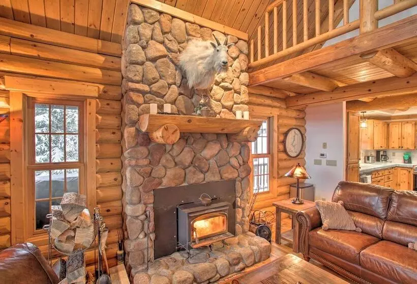 Rustic Gotham Bay Cabin On Lake Coeur D Alene