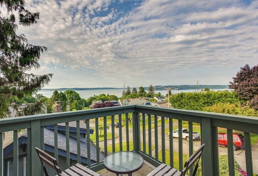 Serene Tacoma Home W/ Furnished Deck & Views!