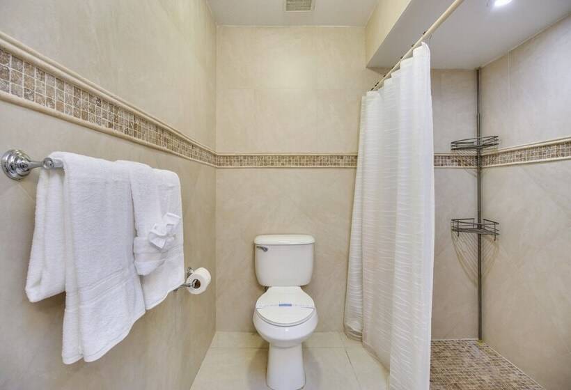 12 Mi To Disney World: Sunny Home W/ Pool!