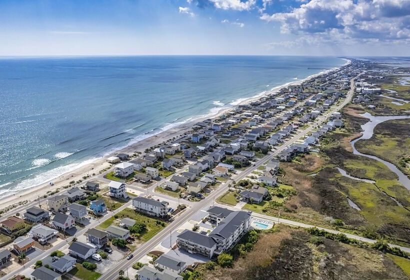 Tiffany S Motel & Condos