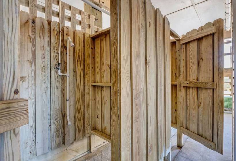 Tiffany S Motel & Condos