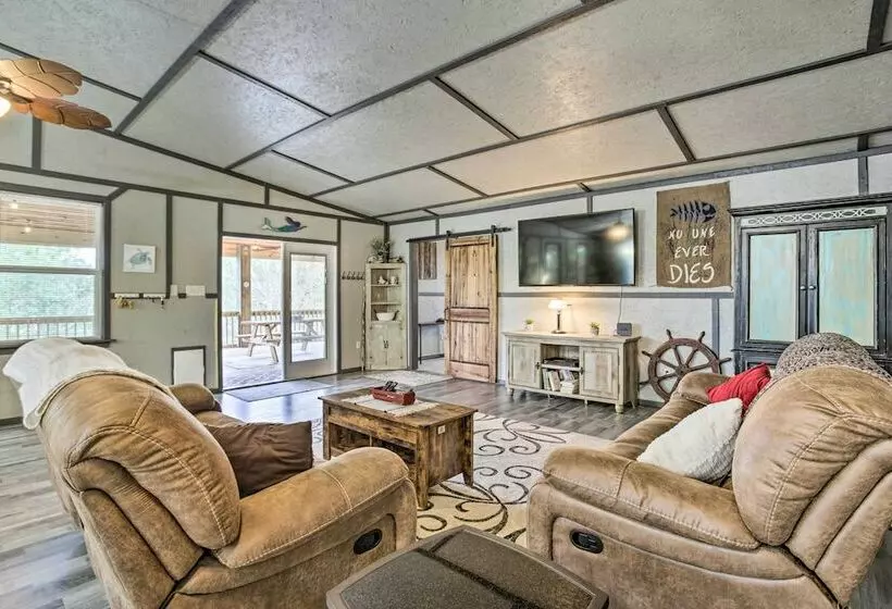 Waterfront Bay St Louis Beach House W/ Deck!
