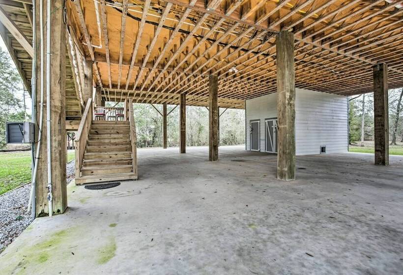 Waterfront Bay St Louis Beach House W/ Deck!