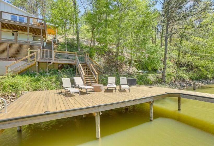 Waterfront Vacation Home On Logan Martin Lake!