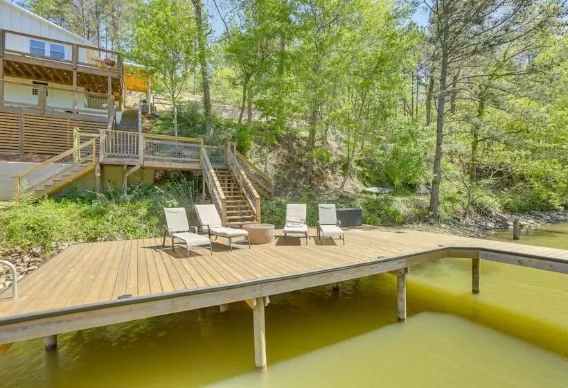 Waterfront Vacation Home On Logan Martin Lake!