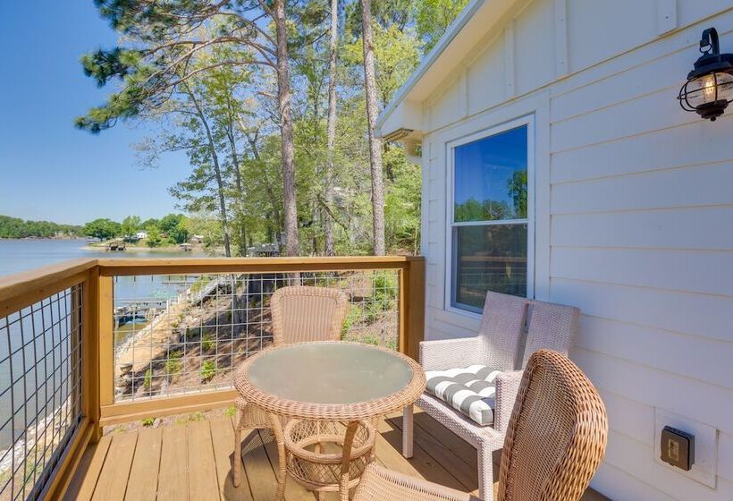 Waterfront Vacation Home On Logan Martin Lake!