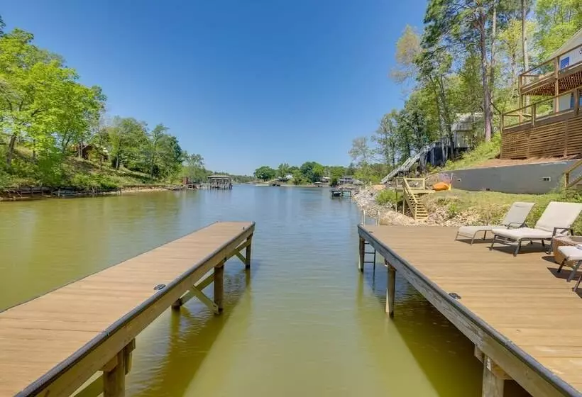 Waterfront Vacation Home On Logan Martin Lake!