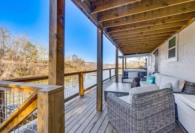 Waterfront Vacation Home On Logan Martin Lake!