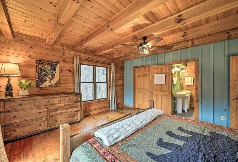 Waynesville  Mountain Top Retreat  W/ Decks!