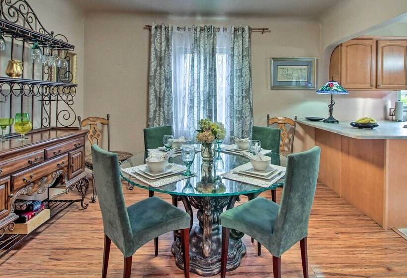 Albuquerque Home W/ Patio < 1 Mile To Nob Hill!