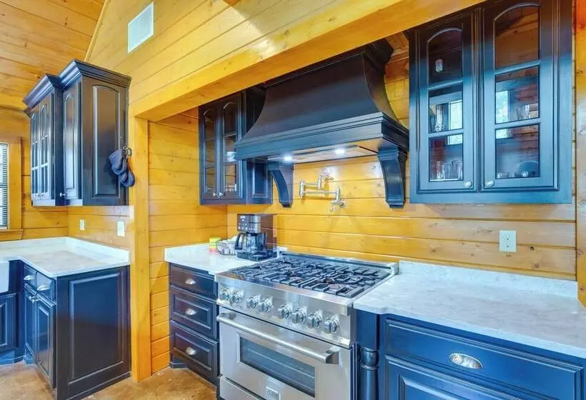 Angler S Cabin: Direct Lake Fork Access, By Marina