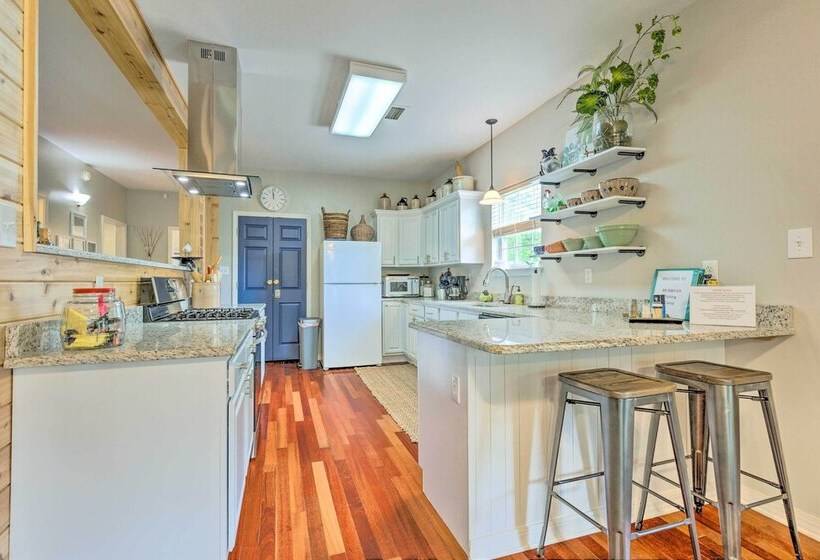 Bayou La Batre Stilted House On Snake Bayou!