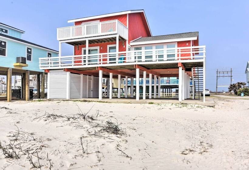 Beachfront Galveston Oasis: Balconies, Ocean View!